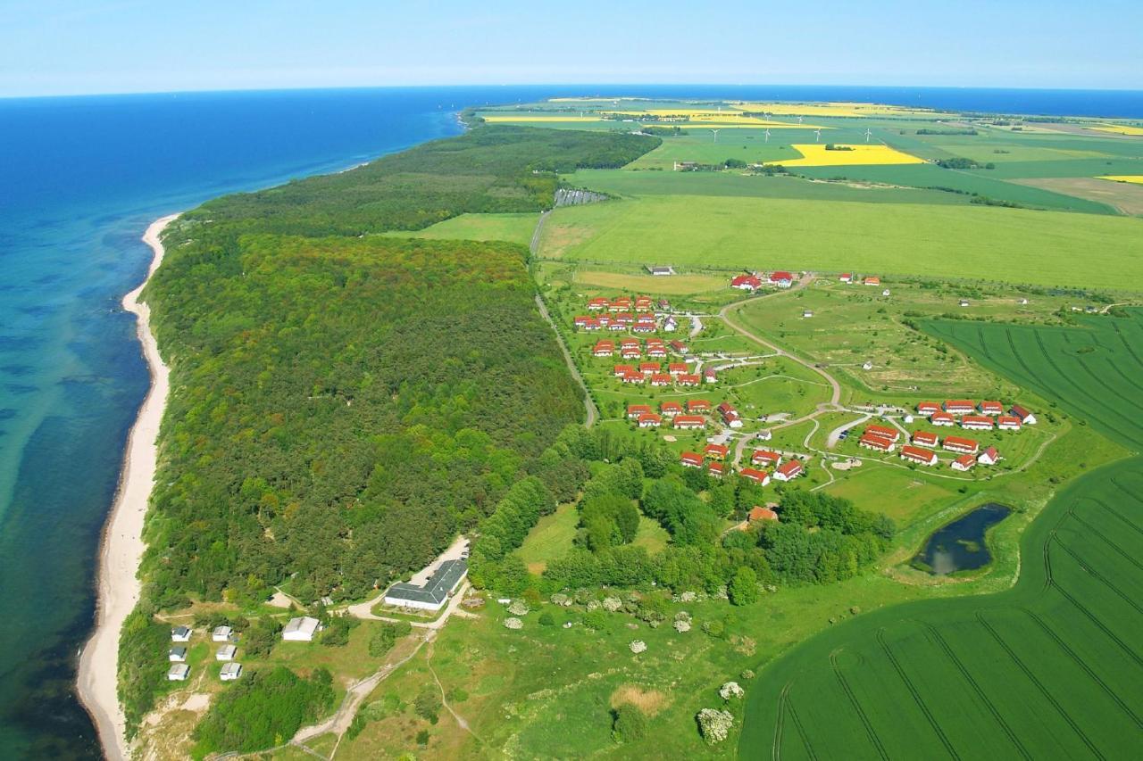 Strandnahe Ferienwohnung Mit Eigener Terrasse - Feriendorf Bakenberg Fewo D06 Dranske Ngoại thất bức ảnh